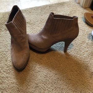 Ankle boots